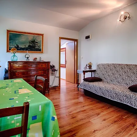 Διαμέρισμα Komiza 2450a